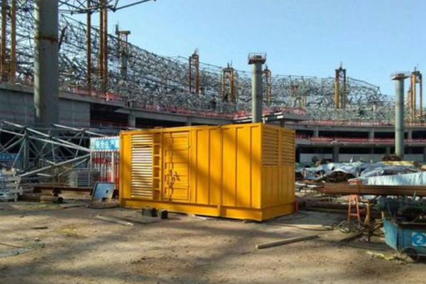 河间发电机出租如何判断空气滤清器是否需要更换？