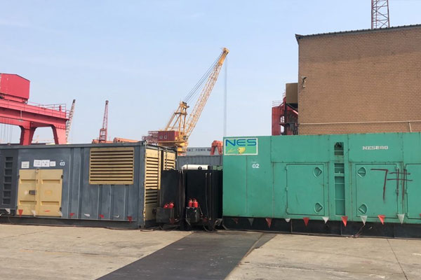 河间发电机出租空气滤清器的清洁频率是多少？